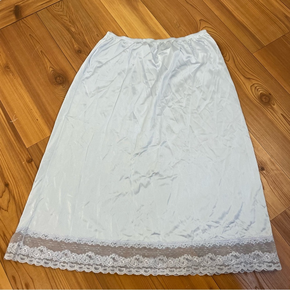 Women’s Vintage Satin Blue Pull On Lace Trim Half Slip Skirt Small 10-12